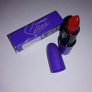 MAC Selena Como La Flor